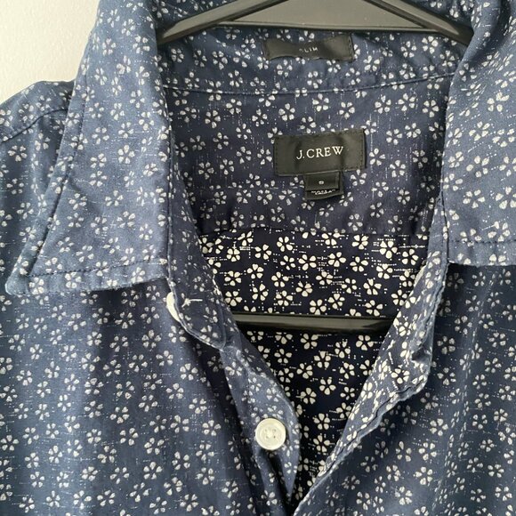 J. Crew Navy White Floral Patterned Button Down Men's Small - Picture 3 of 4
